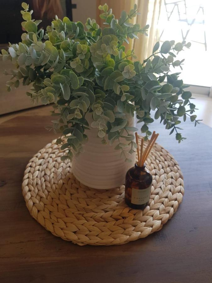 Apartment Helena Паралимни Екстериор снимка