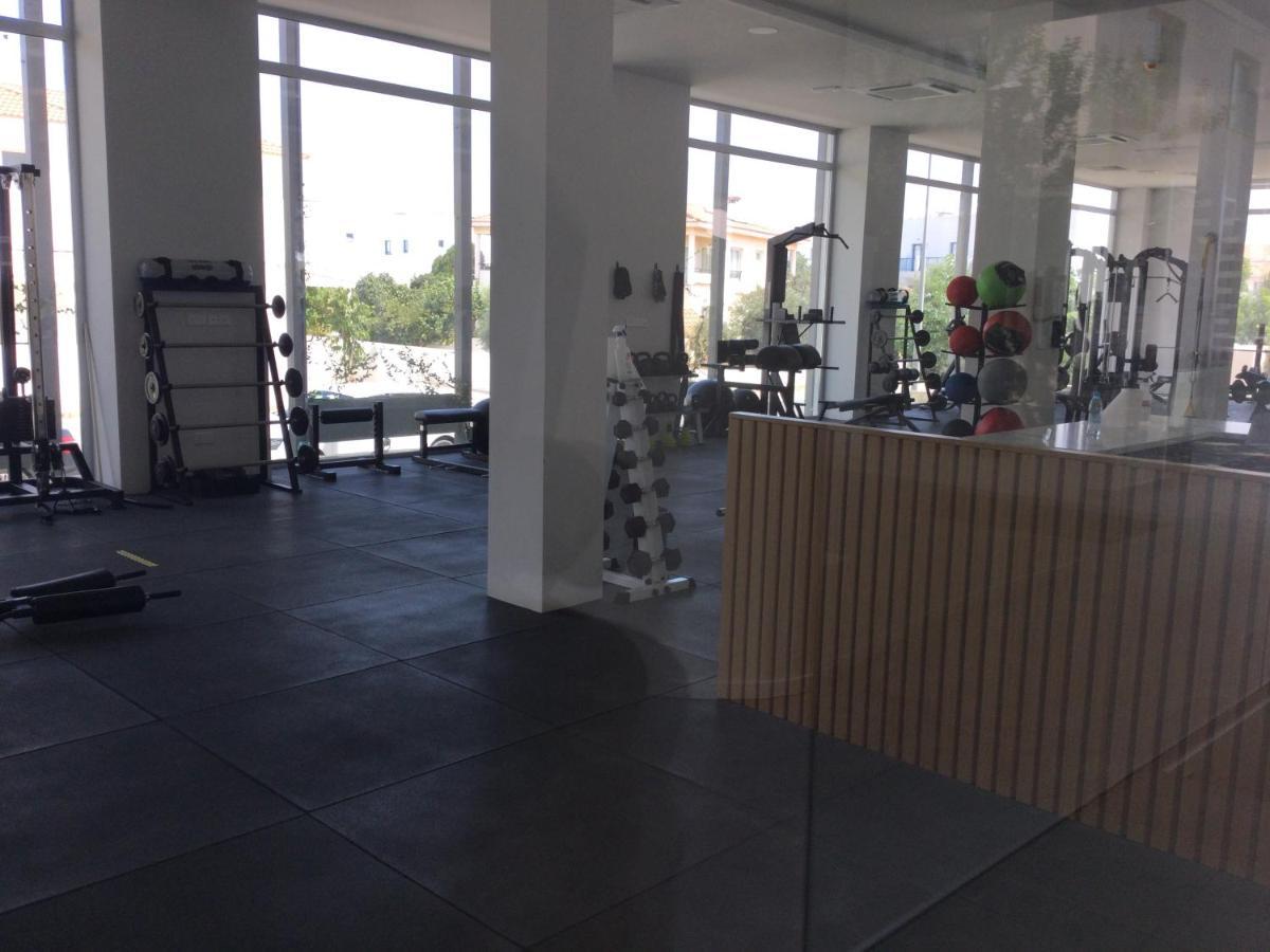 Apartment Helena Паралимни Екстериор снимка